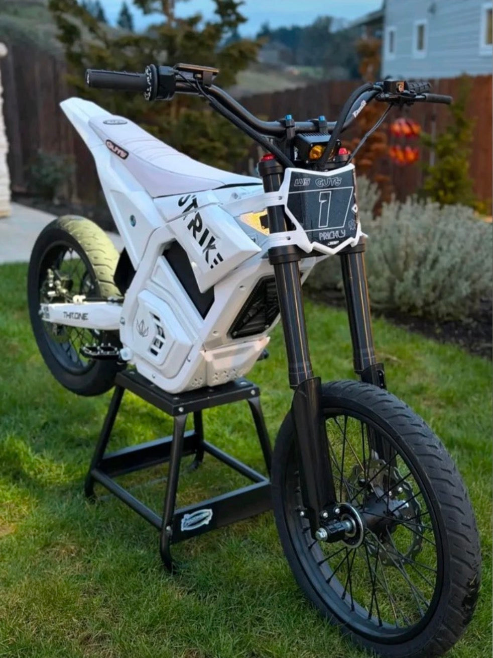 17/14 Strike 60v/72v and Yozma in10 Pro Supermotos